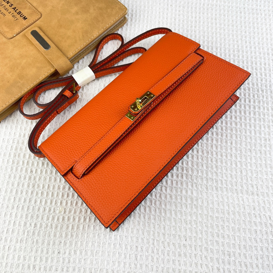 The New Hermès Kelly Shoulder Bag-orange color