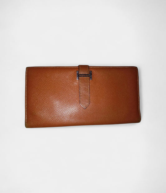 Hermès Béarn Leather Wallet in Brown Timeless Craftsmanship with Signature Style