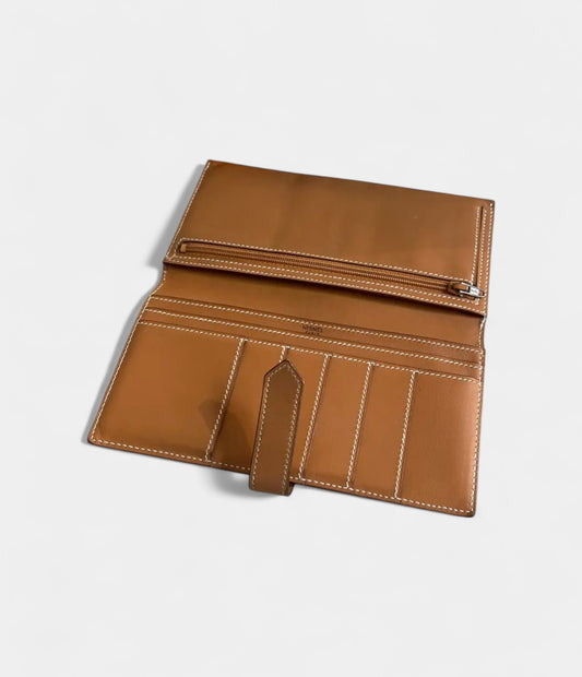 Hermès Béarn Leather Wallet in Grey Subtle Sophistication Timeless Design