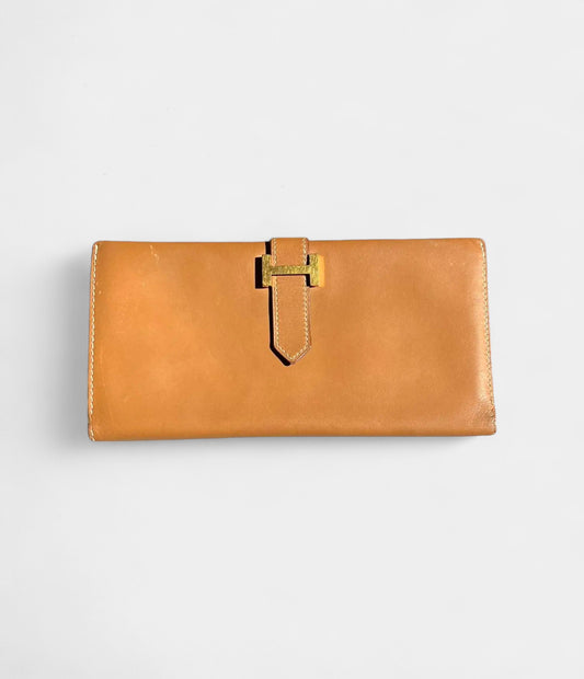 Hermès Béarn Leather Wallet in Grey Subtle Sophistication Timeless Design