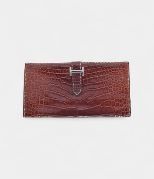 Hermès Béarn Wallet in Brown Timeless Elegance Distinctive Finish