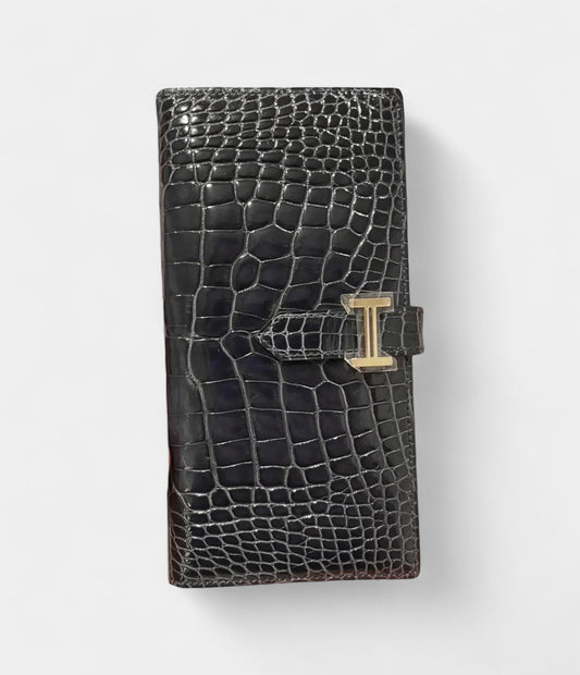 Hermès Béarn Wallet in Navy Crocodile Leather