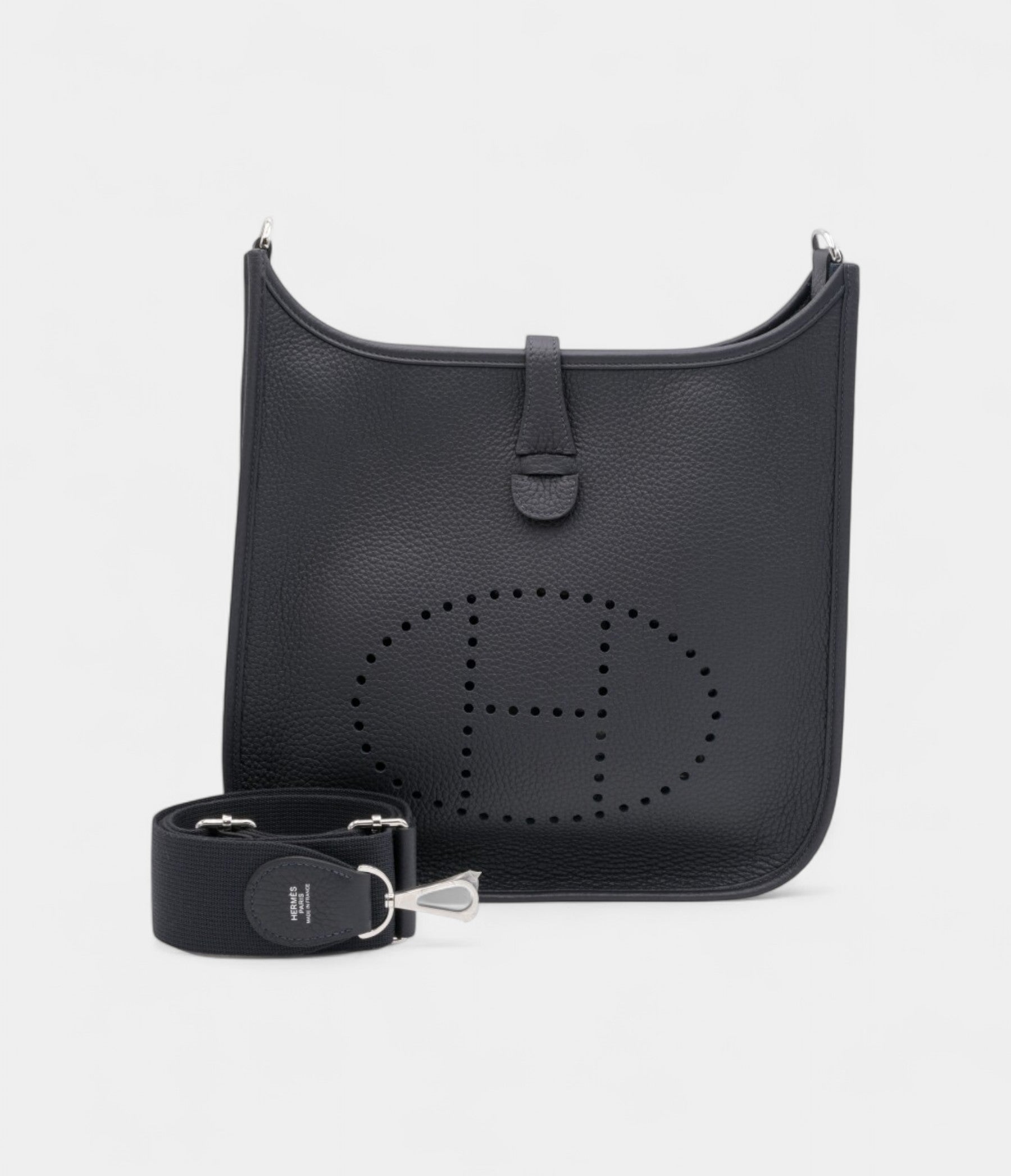 Hermès Caban Clemence Evelyne III 29 Palladium Hardware