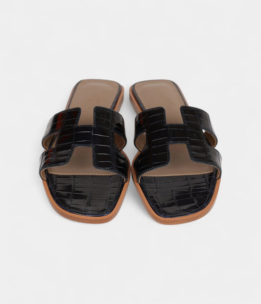 Hermès Oran Sandals Marine Shiny Alligator 37