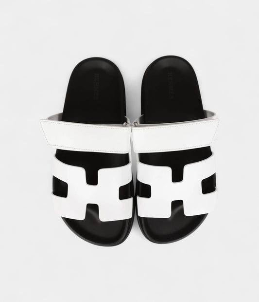 Hermès Chypre Sandals White Palladium Hardware 35.5 EU