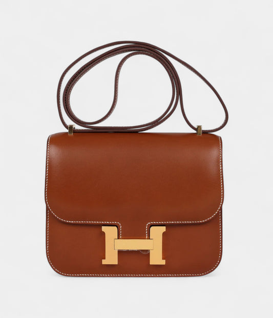 Hermès Constance 18 Fauve Barenia Gold Hardware
