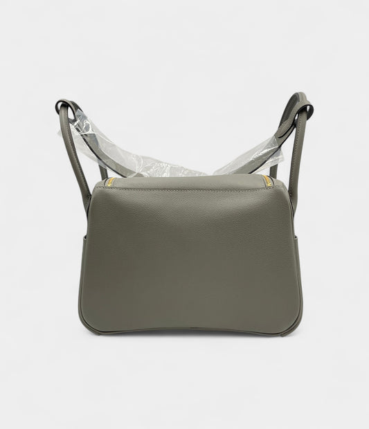Hermès Lindy 26 in Gris Meyer Evercolor Leather with Gold Hardware