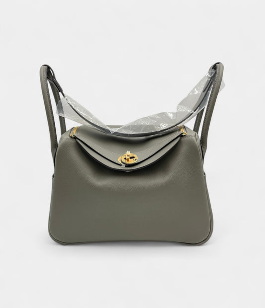 Hermès Lindy 26 in Gris Meyer Evercolor Leather with Gold Hardware