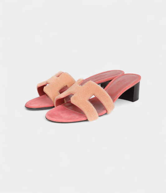 Hermès Oasis Sandals Rouge Blush Fur