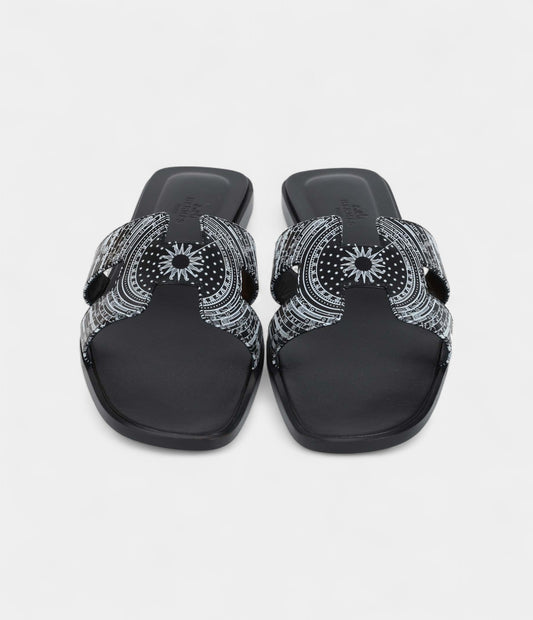 Hermès Oran Sandals Astrologie Bandana Black and White Calfskin 40 EU