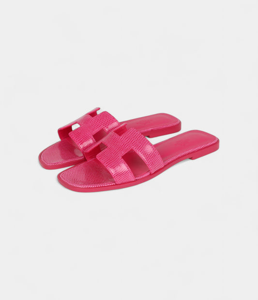 Hermès Oran Sandals Rose Flash Lizard