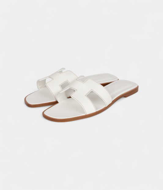 Hermès Oran Sandals White Calfskin