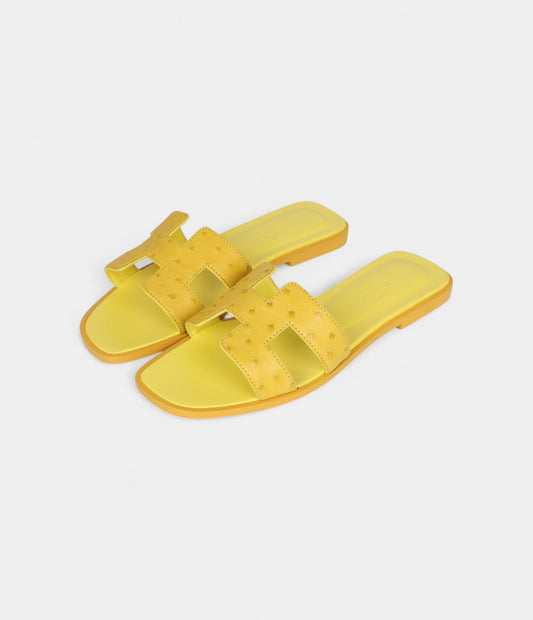Hermès Oran Sandals Yellow Turmeric Ostrich