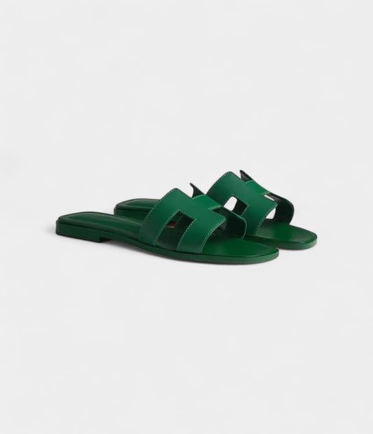 Hermès Oran Sandals for Women In Green Leather