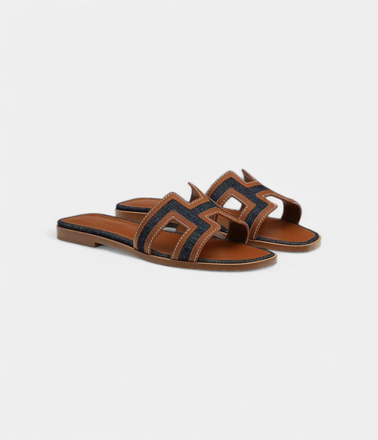 Hermès Oran Sandals for Women In Summer Brown Leather with Umber
