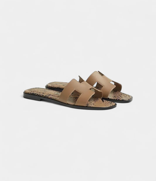Hermès Oran Sandals for Women In Summer Edition in Camel Brown