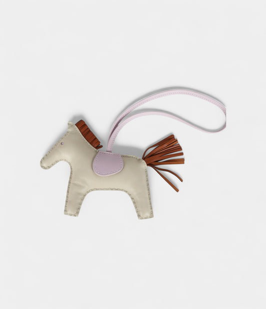 Hermès Rodeo Bag Charm MM Craie Gold and Mauve Pale Milo Lambskin