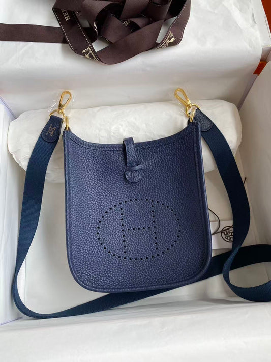 Hermès Evelyne TPM Dark blue  17cm Clemence Gold Hardware